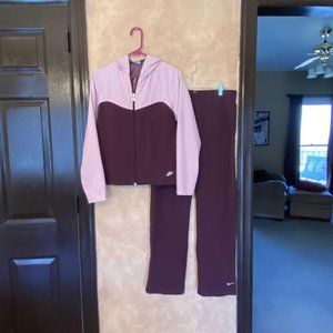 NIKE WOMEN’S ATHLETIC SUIT, SMALL